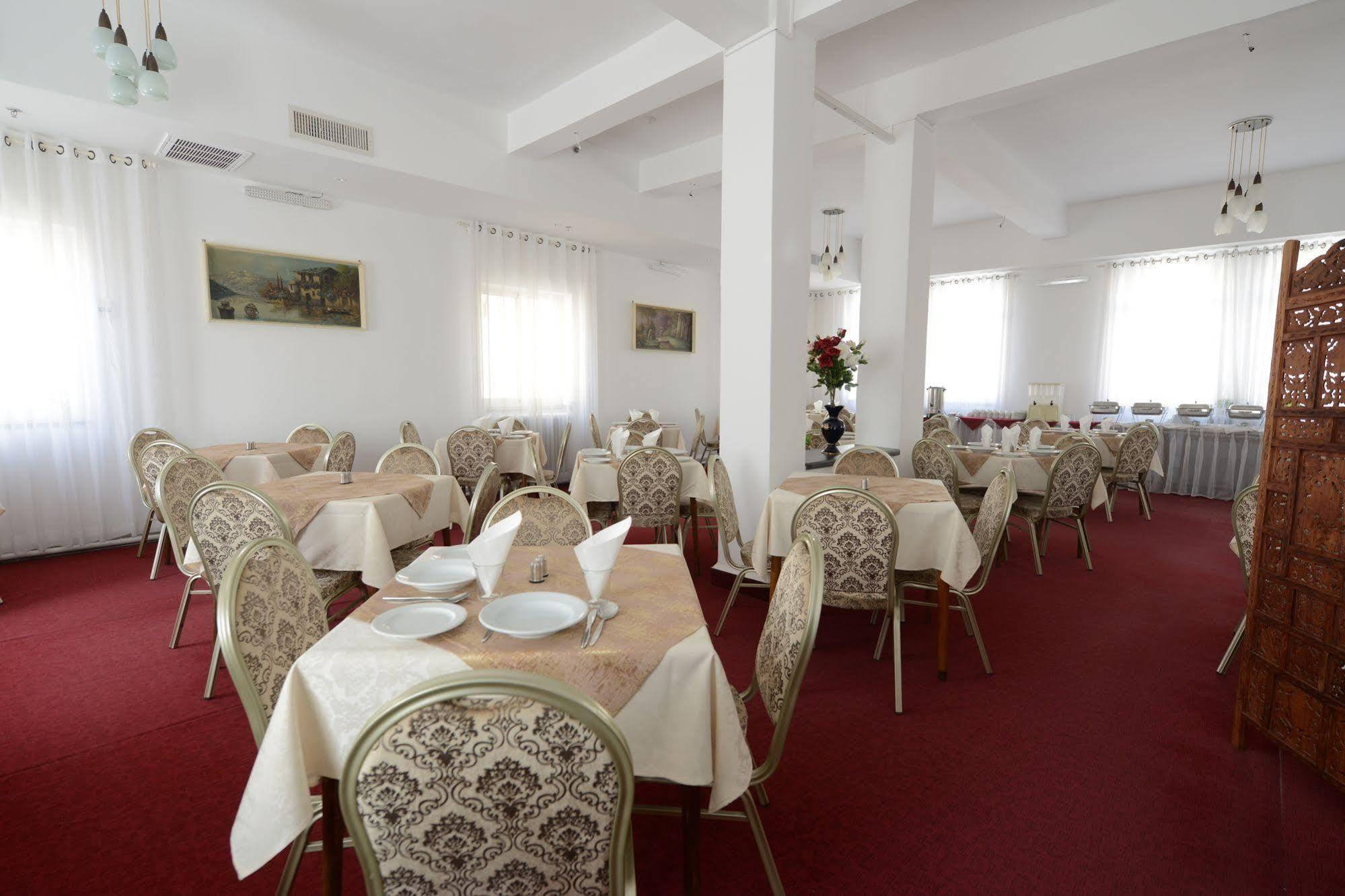 Rivoli Отель 2*