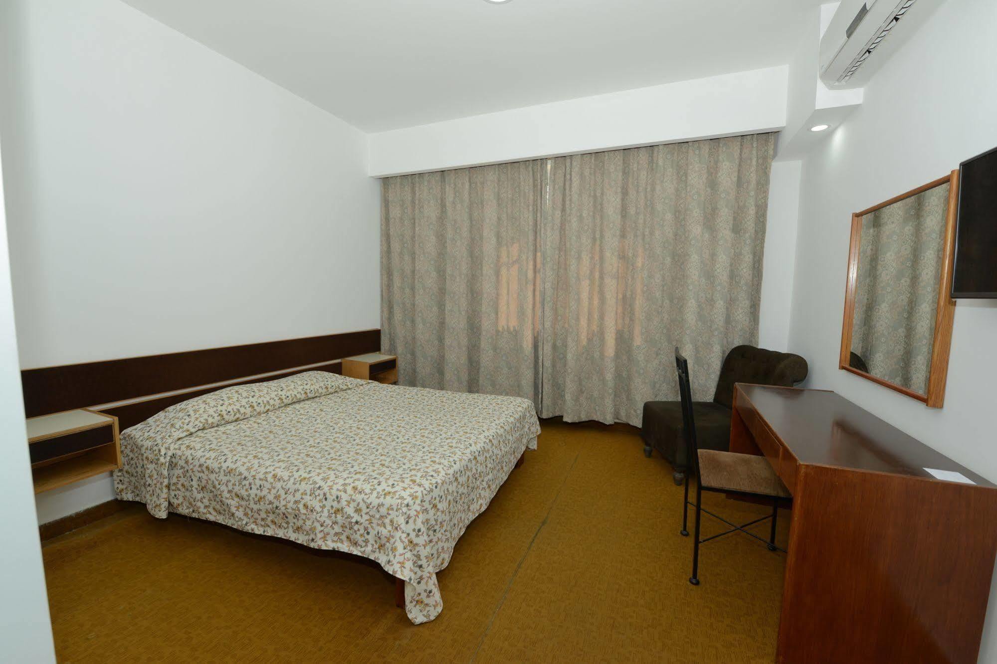 Rivoli Отель 2*